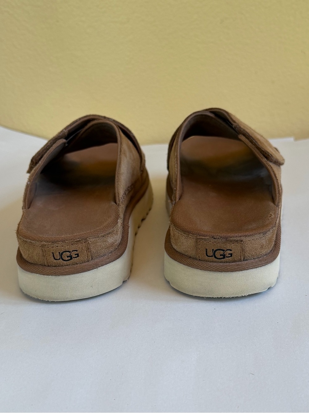 UGG Goldenstar Cross Slide Sandals Chestnut Suede Platform Women’s 9 - Picture 9 of 13